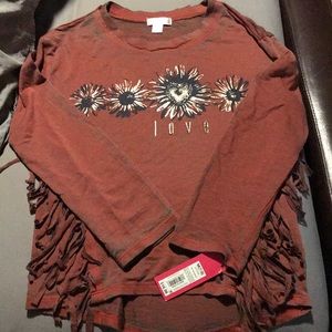 ❌SOLD Xhilaration Fringe Shirt